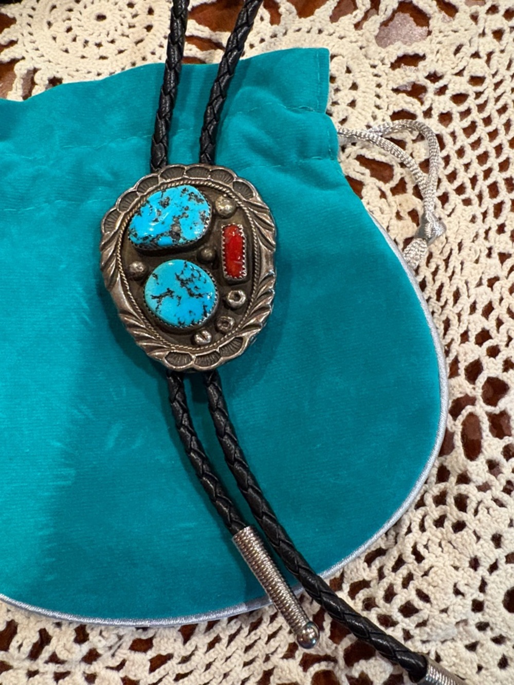 Bolo tie